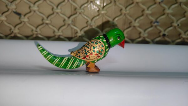 Hand-Painted Wooden Parrot Figurine – Green Decorative Art Piece